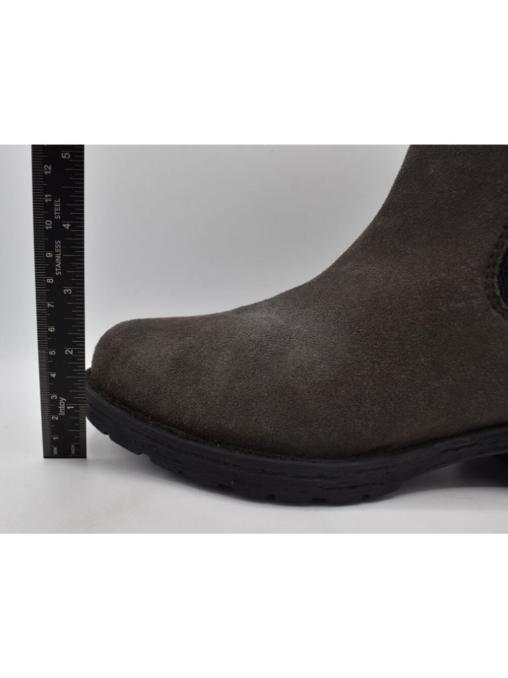 Born Womens Size 7 Cove Dark Grey Suede Chelsea Boots Bootie Shoes - Picture 8 of 15